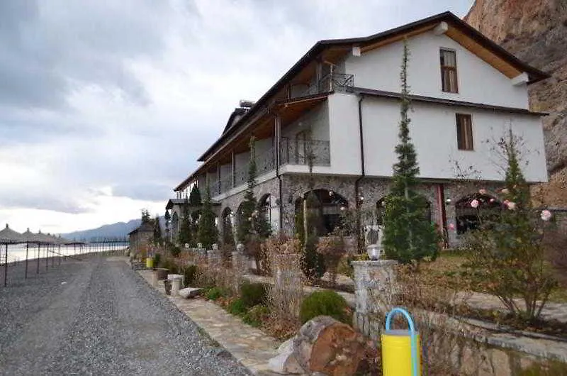Neli Resort Hotel Lini