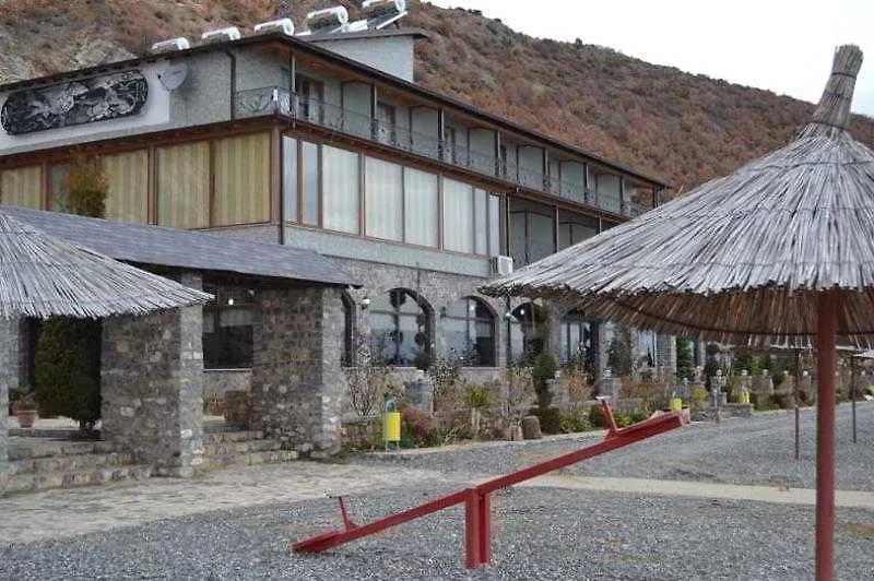 Neli Resort Hotel Lini 3*,