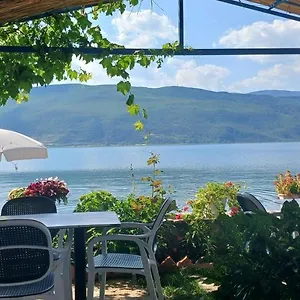 Bed and breakfast Nesti Relax